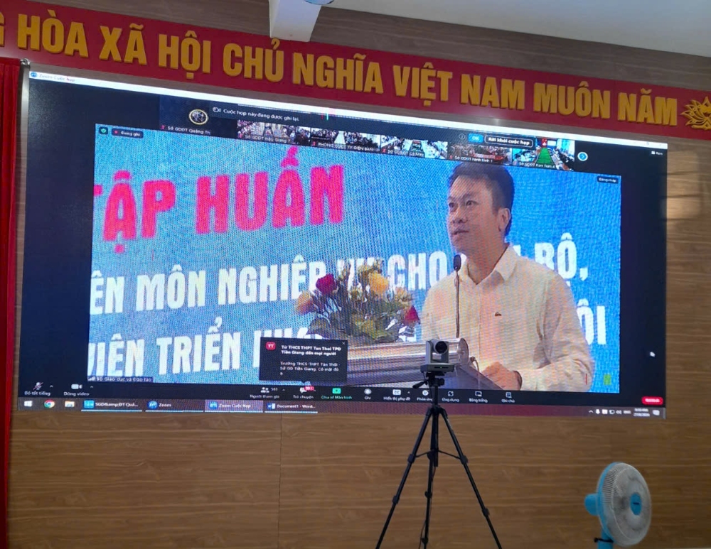 Ông Doãn Hồng Hà, Phó vụ trưởng Vụ Giáo dục Chính trị và Công tác học sinh, sinh viên