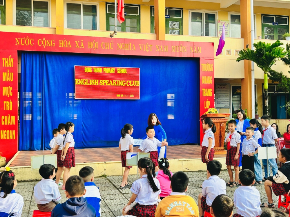 ENGLISH SPEAKING CLUB